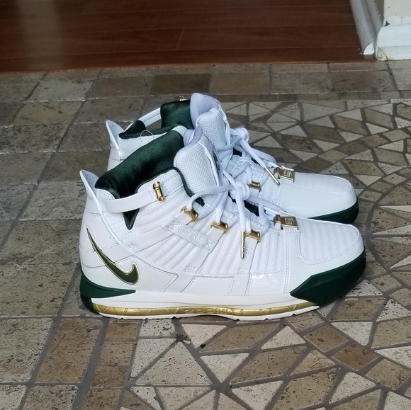 lebron james retro 3